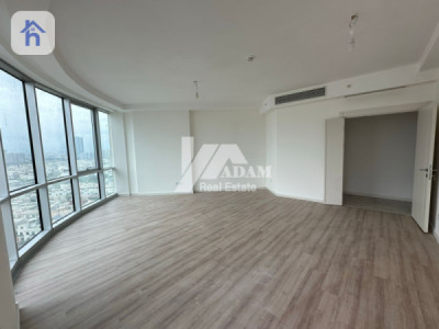 Spacious apartment in Empire Square Image 7