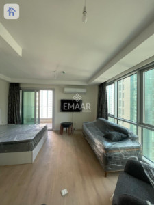 Modern Studio Apartment in Empire Wings Image 5