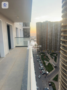 Spacious 4-Bedroom Apartment with Views image 20