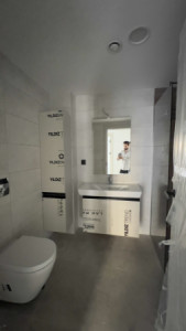 معيشة عصرية في منطقة مرغوبة صورة 8