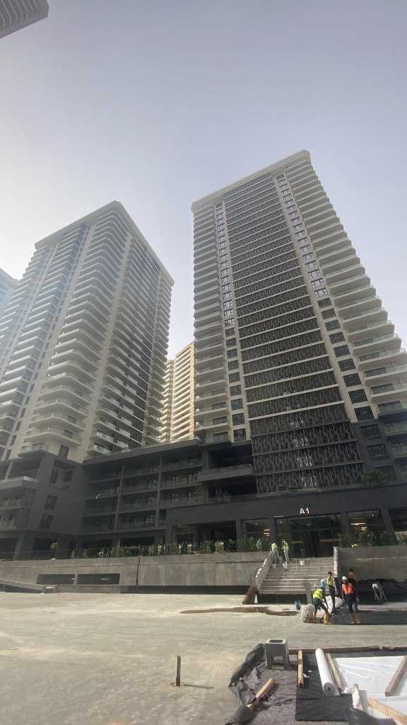 Cozy One-Bedroom Apartment in Rami Towers