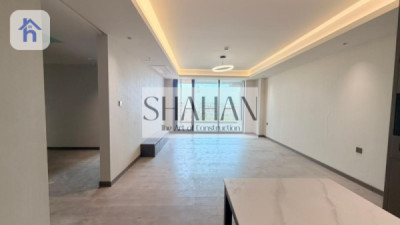 Spacious 4-Bedroom Apartment with Stunning Views Image 6
