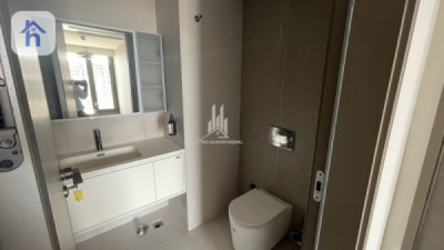 Elegant Apartment in Cavalli Tower Image 4