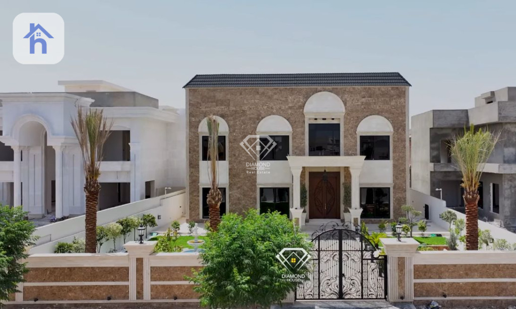Luxurious Three-Floor Villa in Ganjan City