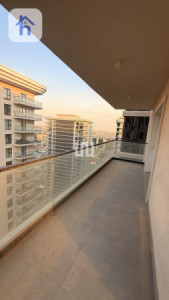 Modern One-Bedroom Apartment in Rami Towers Resim 8