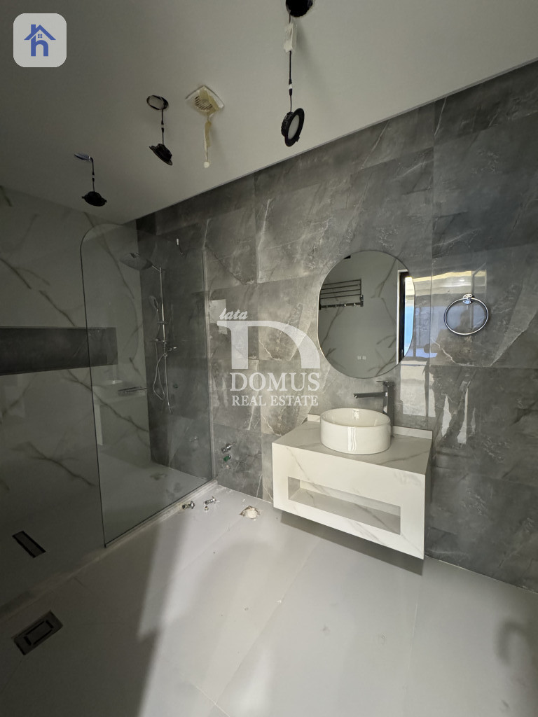 ڤێلای فراوانی ٦ ژووری نووستن لە گوندی ئارام وێنە 31