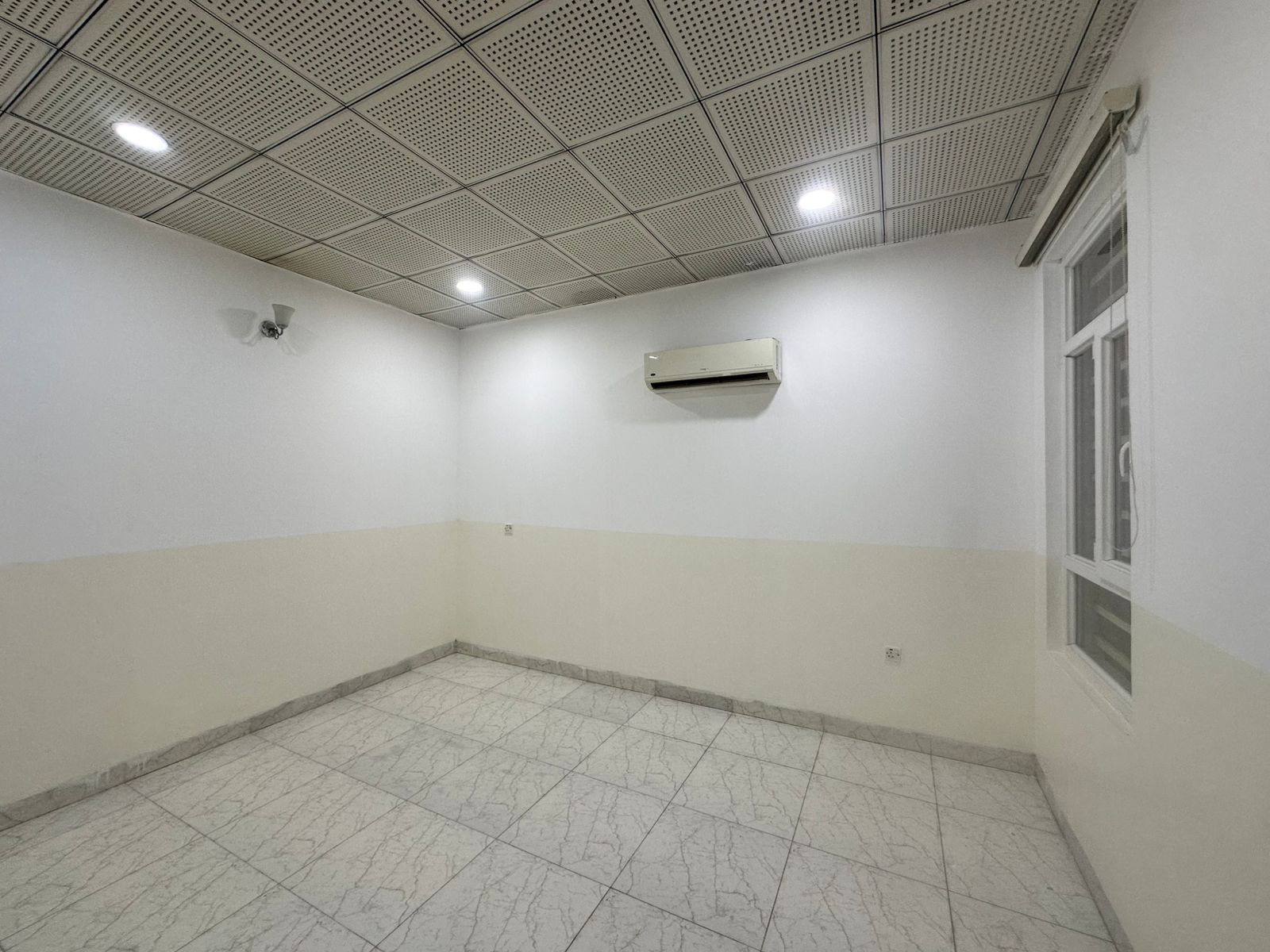 شوقەیەکی دوو ژووری نوستن لە ناز ناز