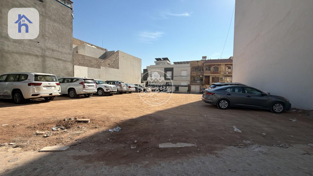 Prime Commercial Plot With Building Permit