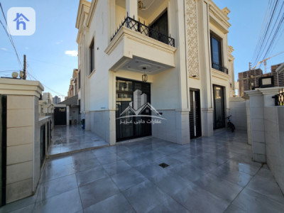 Corner House image 3