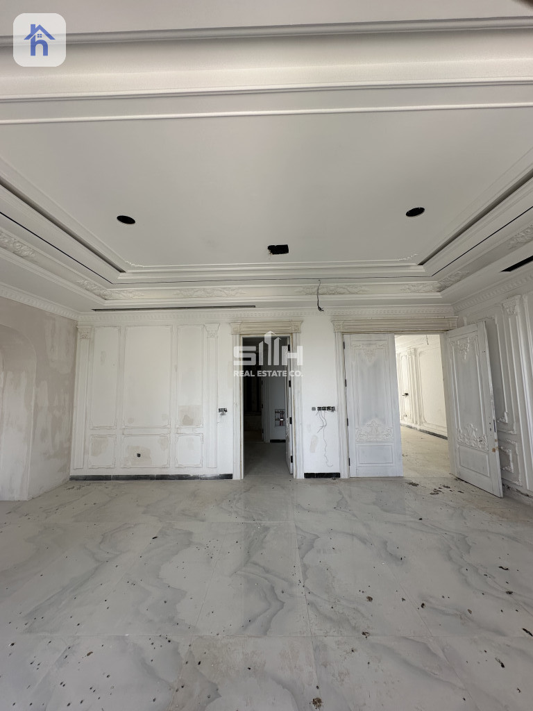 Elegant Residence in Dream City Image 20