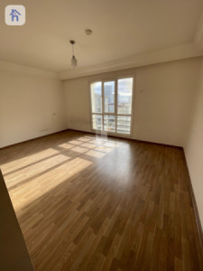 شقة فخمة بـ 3 غرف نوم صورة 3