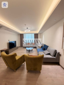 شوقەیەکی فراوانی ڕاخراو لە تاوەری کاڤالی image 1