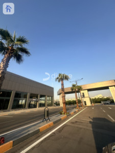 Showroom (650m²) image 6