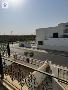 خانووی ٤ ژووری نوستن بۆ فرۆشتن image 14