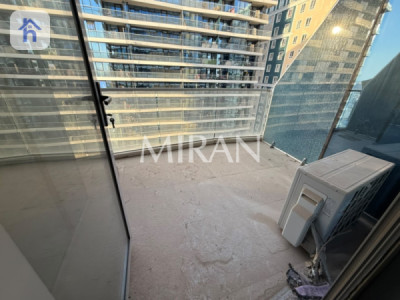 Studio Apartment image 7