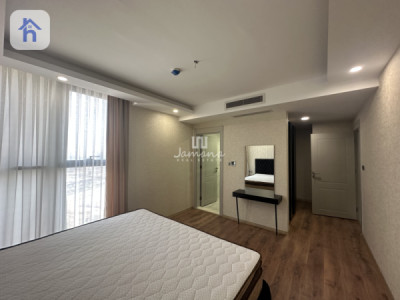 Modern Furnished Apartment in Sky Towers Image 7