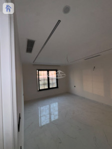 Spacious Family Home in Erbil Image 8