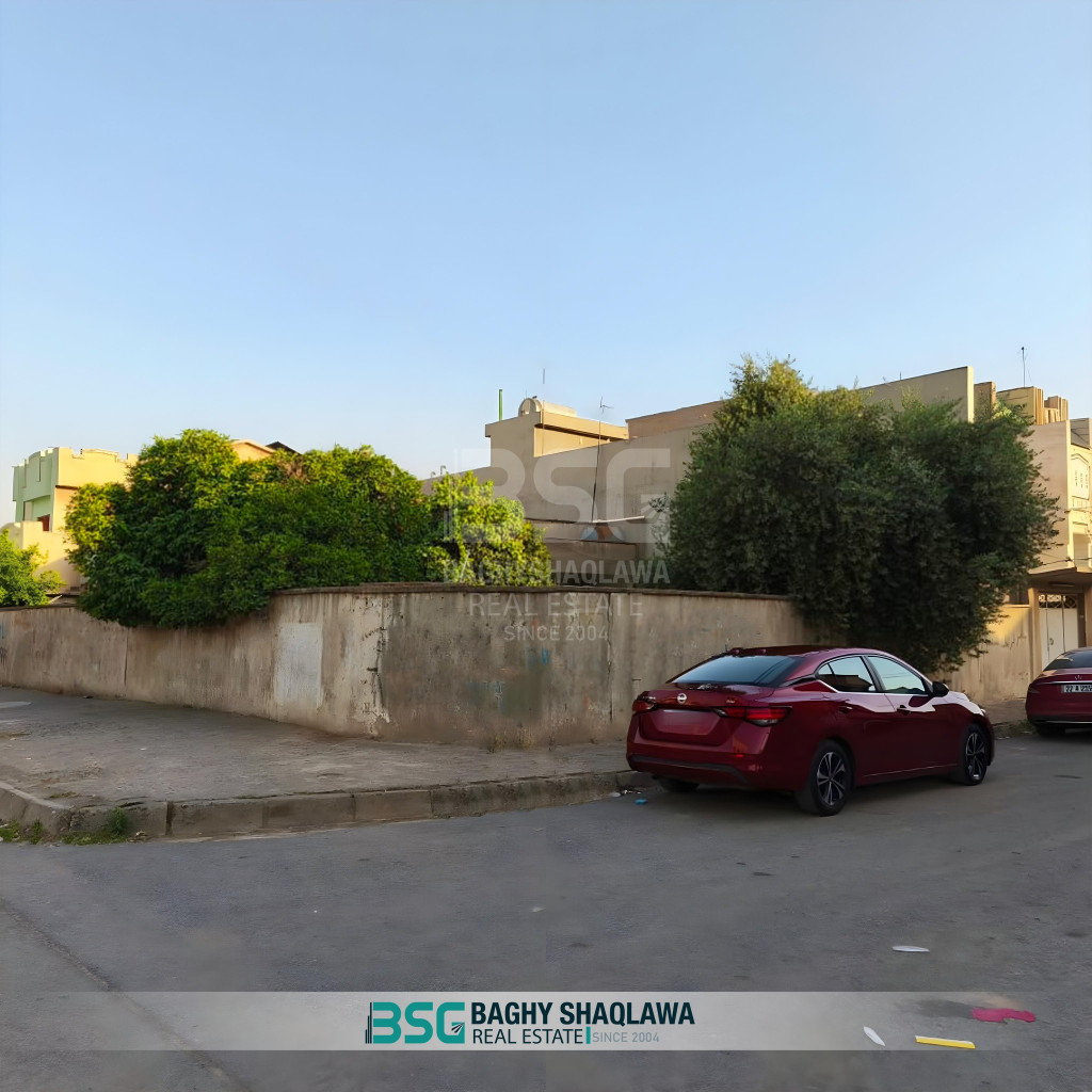 بيت قديم للبيع في حي ئیسکان