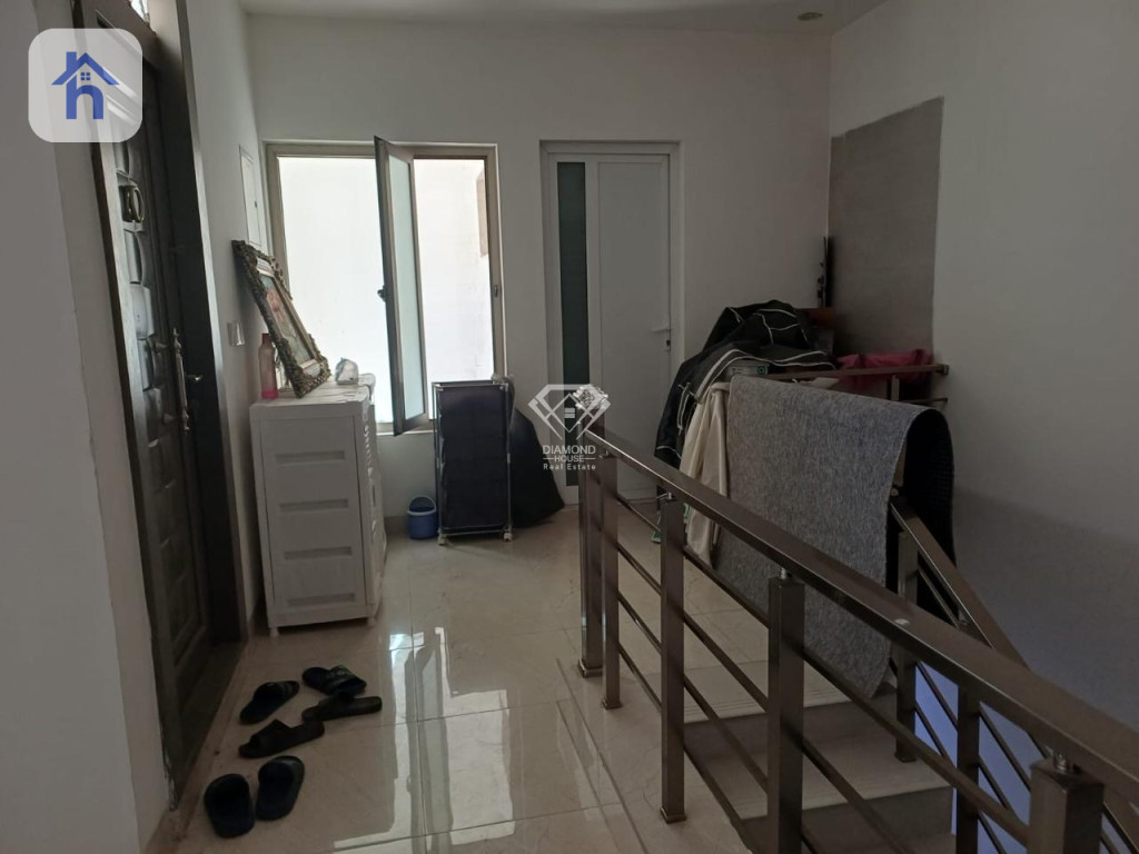 Two Floor House Resim 20
