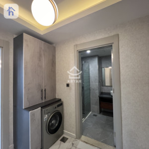 Stylish Apartment with Lovely Views Image 11