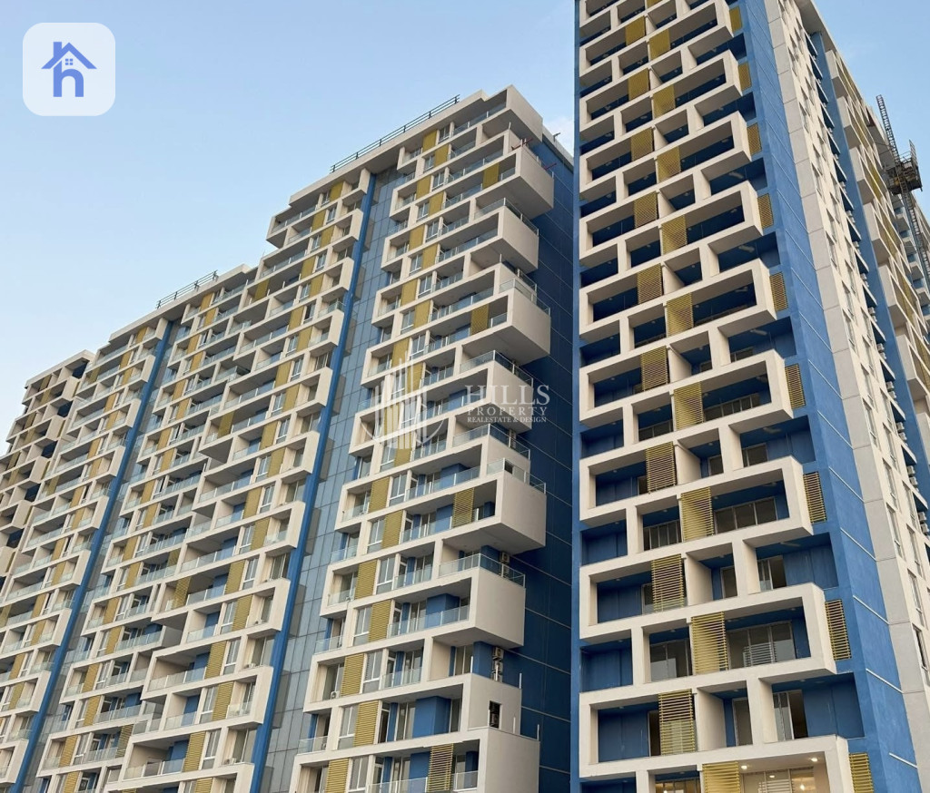 Modern Apartment near Airport