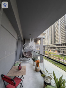 Modern 1-Bedroom Apartment Image 7