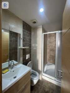 High-Floor Apartment with Spacious Rooms Image 13