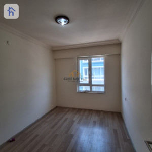 Modern 4-Bedroom Apartment Resim 6