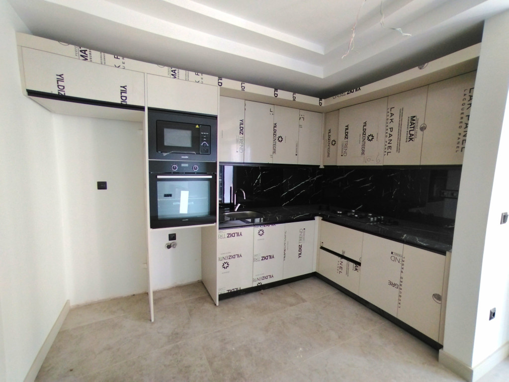 شوقەیەکی ئارام و یەک ژووری نوستن لە ڕامی تاوەرز