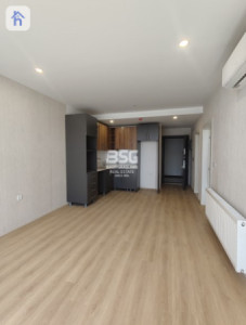 Cozy Apartment in White Towers image 1