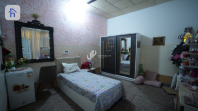 Commercial House (250m²) Image 8