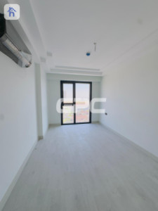 Spacious 3 Bedroom Apartment in Rami Towers image 7