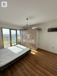 High-Rise Apartment with Stunning Views Resim 4