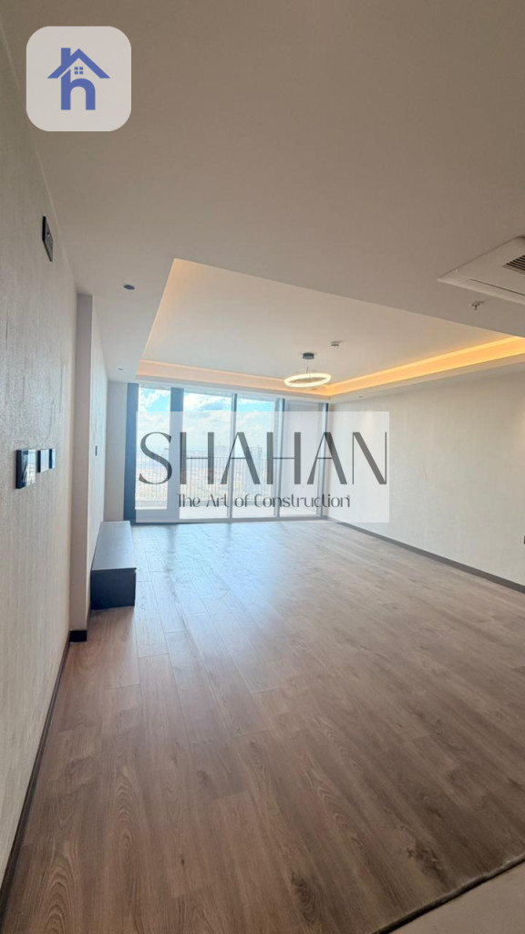 Modern Apartment in Cavalli Tower Resim 2