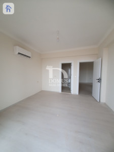 شقة بواجهة داخلیة image 2