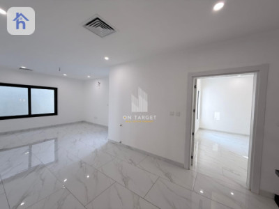 Modern 4-Bedroom Apartment in Aram Village 2 Image 19