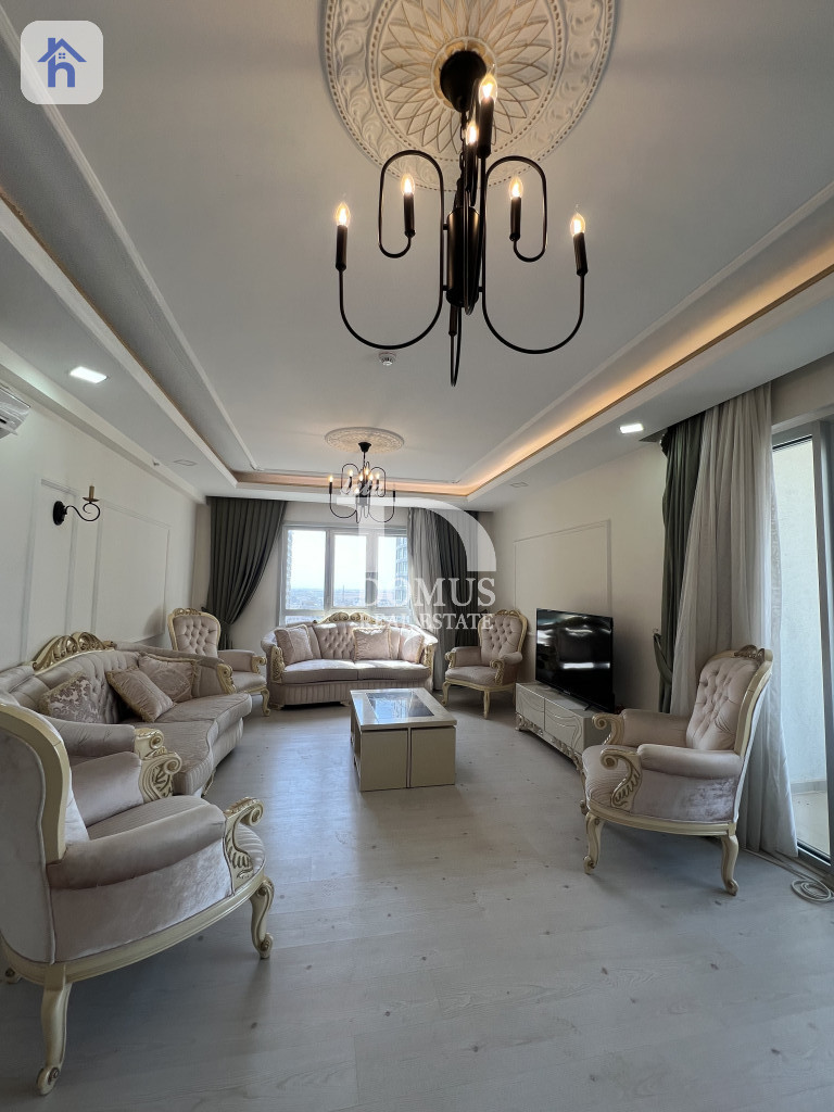 Modern 2 BR Apartment in Empire Wings