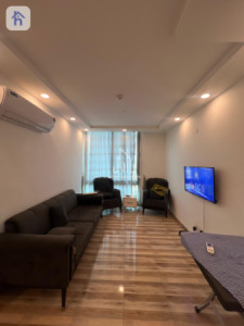 شقة عصرية للإيجار في لایف تاور image 1