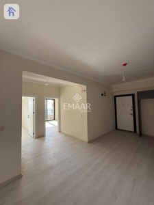 Modern 2 Bedroom Apartment image 2