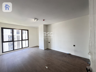 Spacious Apartment with Stunning Views image 2