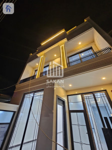 Modern House image 2