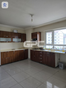Cozy 3 Bedroom Apartment in Erbil image 2