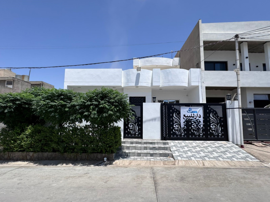 Spacious Family House in Rahimawa