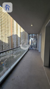 شوقەیەکی مۆدێرن یەک ژووری نوستن لە ڕامی تاوەر وێنە 12