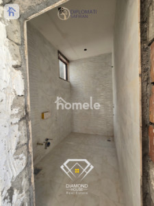 Family House with Multiple Rooms Image 10