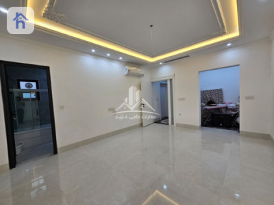 Modern House image 16