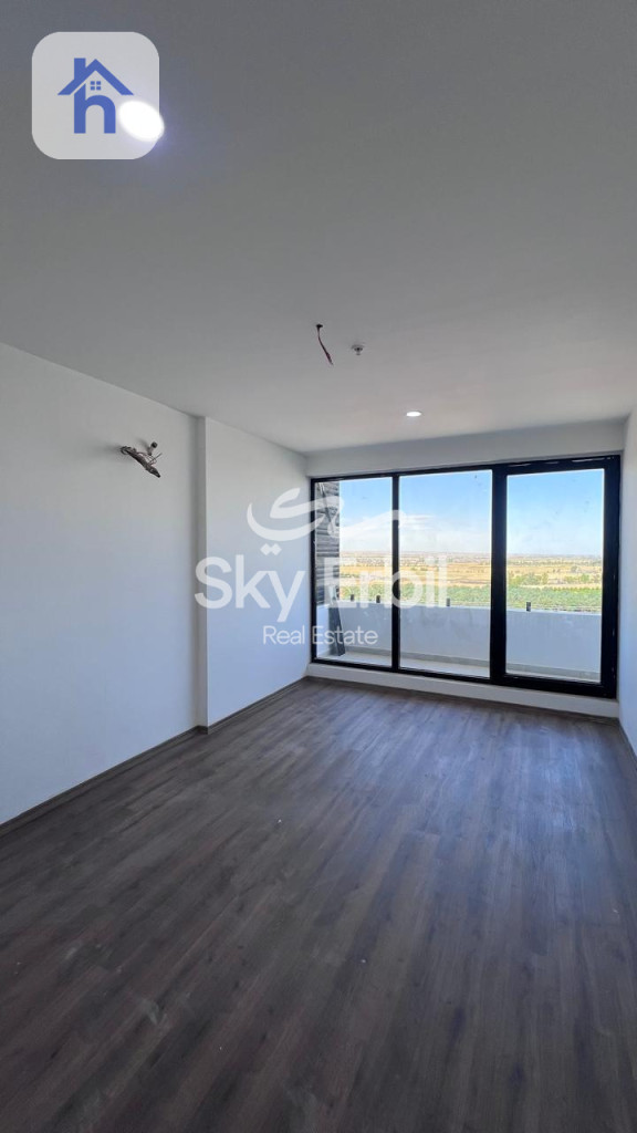 Modern 1-bedroom apartment with stunning view Image 6