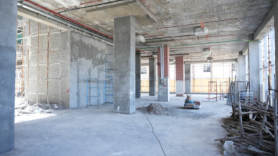 Modern Office in CBC for Sale Image 11