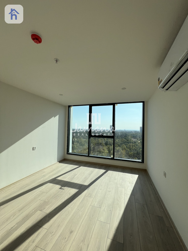Modern Office with 2 Rooms