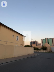 Spacious Commercial Property in Italian Village Resim 3